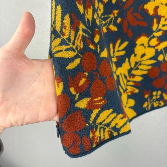 Super Power Skirt Blumen - Title Nine - Picture 7 of 10